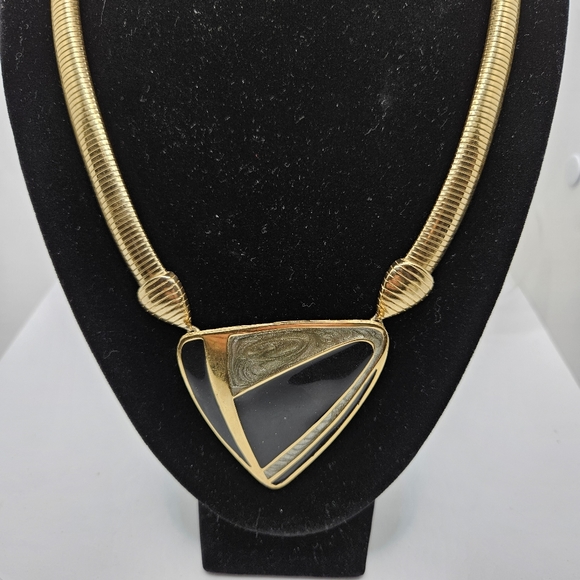 Trifari 80s Geometric Modernist Enamel Statement Omega Necklace Signed - Picture 3 of 8